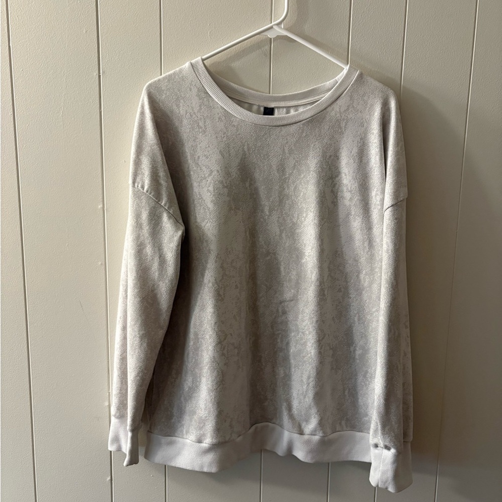 Mondetta Light Gray Sweatshirt Womens Large Casual fall top cozy